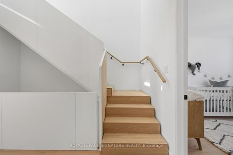 Photo 28 at 22 Duart Park Road, The Beaches, Toronto