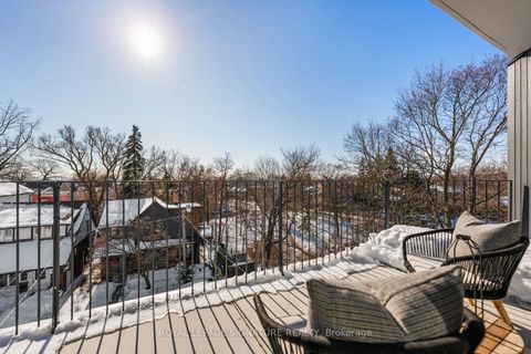 Photo 31 at 22 Duart Park Road, The Beaches, Toronto