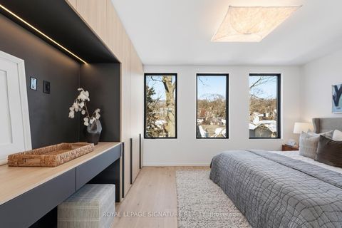 Photo 36 at 22 Duart Park Road, The Beaches, Toronto