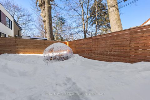 Photo 42 at 22 Duart Park Road, The Beaches, Toronto