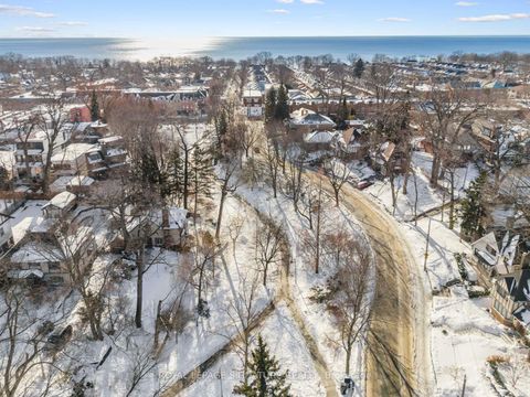 Photo 46 at 22 Duart Park Road, The Beaches, Toronto