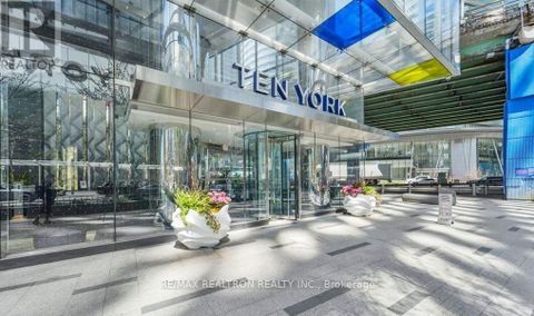 Photo 3 at 4107 - 10 YORK Street, Waterfront Communities C1, Toronto