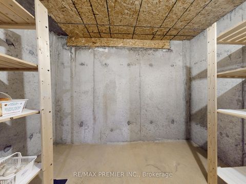 Photo 29 at 32 Blue Grouse Road, Patterson, Vaughan