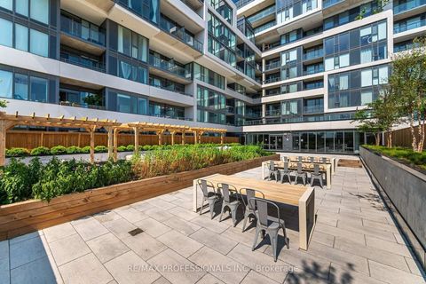 Photo 27 at 313 - 859 The Queensway, Queensway, Toronto