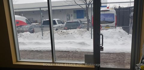 Photo 3 at 3 - 201 Wicksteed Avenue, Thorncliffe Park, Toronto