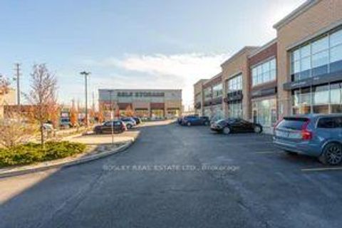 Photo 11 at 3 - 201 Wicksteed Avenue, Thorncliffe Park, Toronto