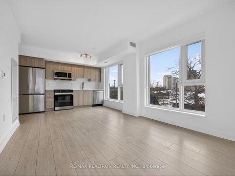 Photo 7 at 407 - 556 Marlee Avenue, Glen Park, Toronto