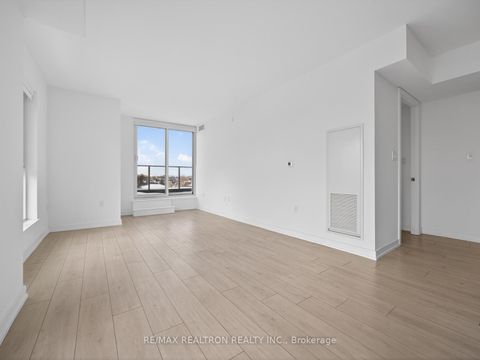 Photo 9 at 407 - 556 Marlee Avenue, Glen Park, Toronto