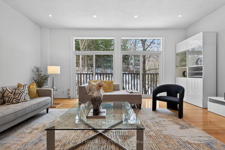 Photo 3 at 37 Rainbow Creek Way, Bayview Village, Toronto