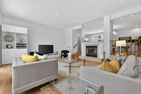 Photo 5 at 37 Rainbow Creek Way, Bayview Village, Toronto