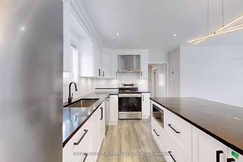 Photo 13 at 76 Ridgevale Drive, Lawrence, Toronto