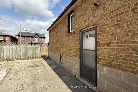 Photo 42 at 76 Ridgevale Drive, Lawrence, Toronto