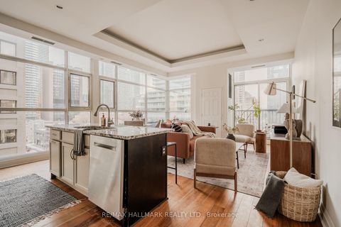 Photo 2 at 607 - 8 Wellesley Street E, Yonge Corridor, Toronto