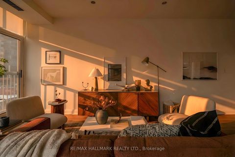 Photo 11 at 607 - 8 Wellesley Street E, Yonge Corridor, Toronto