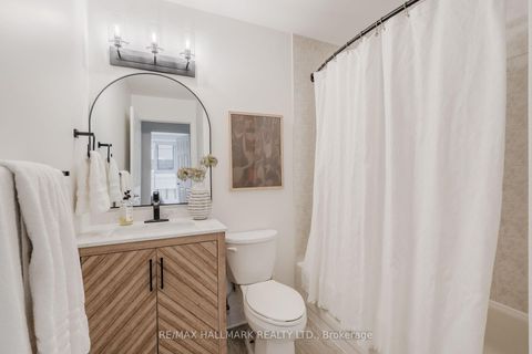 Photo 30 at 607 - 8 Wellesley Street E, Yonge Corridor, Toronto