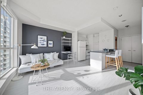 Photo 2 at 3313 - 208 Queens Quay W, Waterfront Communities C1, Toronto