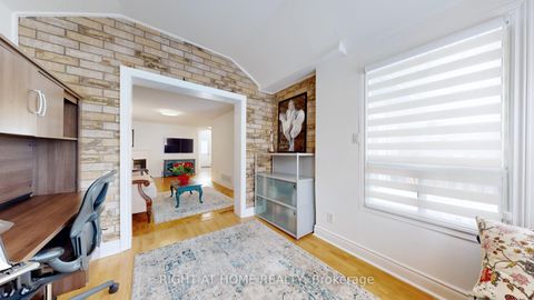 Photo 8 at 55 Hollybush Drive, Maple, Vaughan