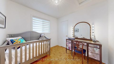 Photo 15 at 55 Hollybush Drive, Maple, Vaughan