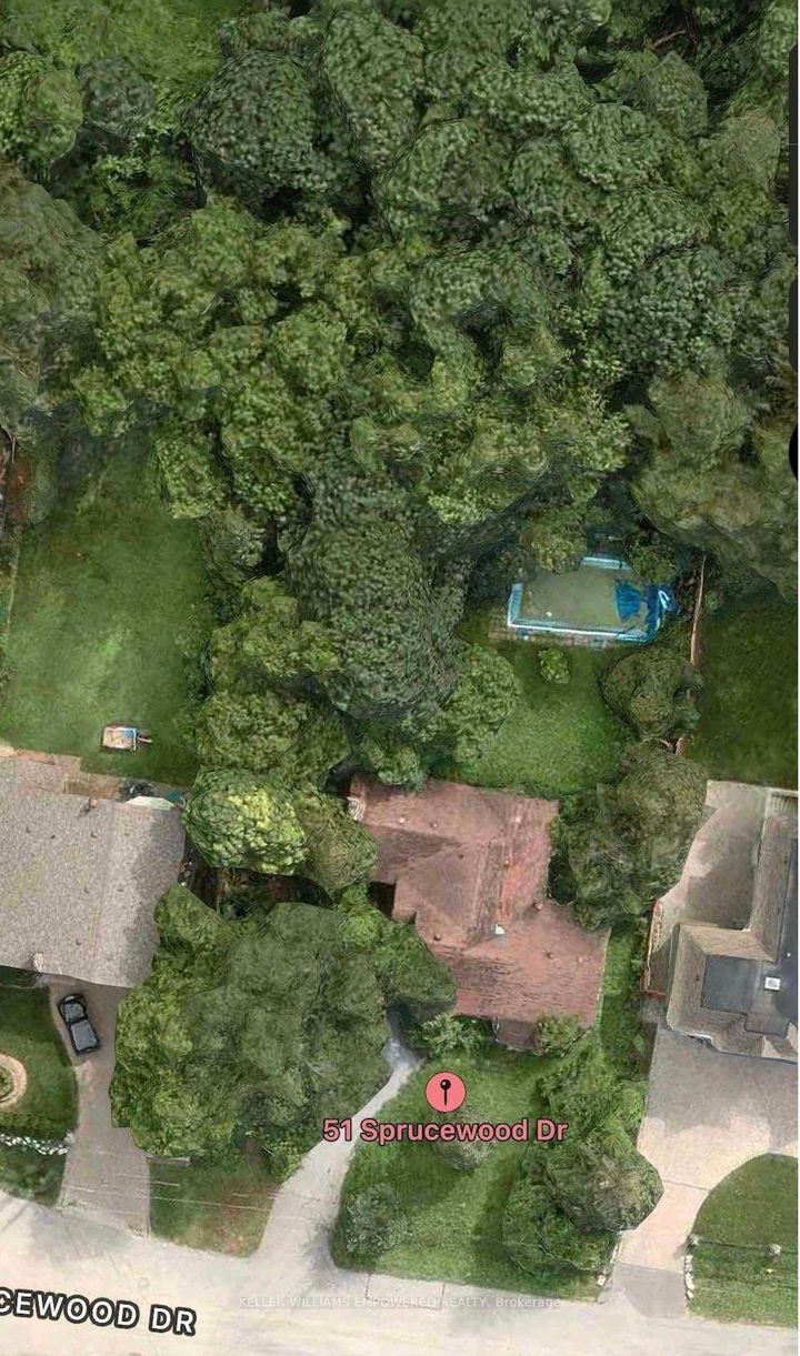 Photo 3 at 51 Sprucewood Drive, Grandview, Markham