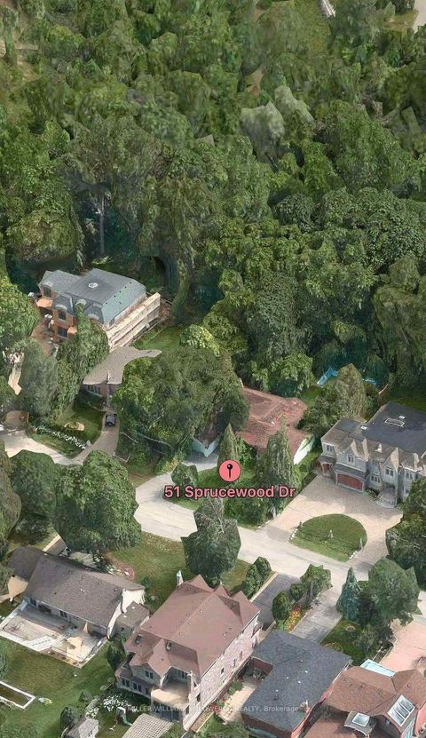 Photo 2 at 51 Sprucewood Drive, Grandview, Markham