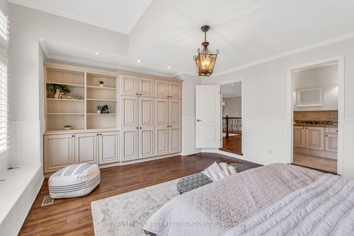 Photo 25 at 35 Playfair Court, Ancaster, Hamilton