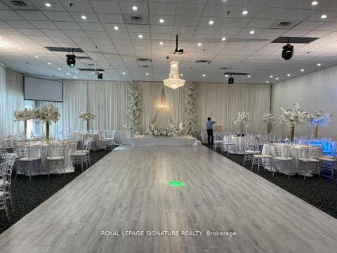 Photo 2 at 25 - 4801 Steeles Avenue W, Humber Summit, Toronto