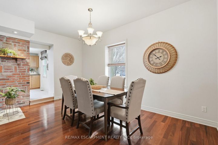 Photo 17 at 2 Union Street, Waterdown, Hamilton