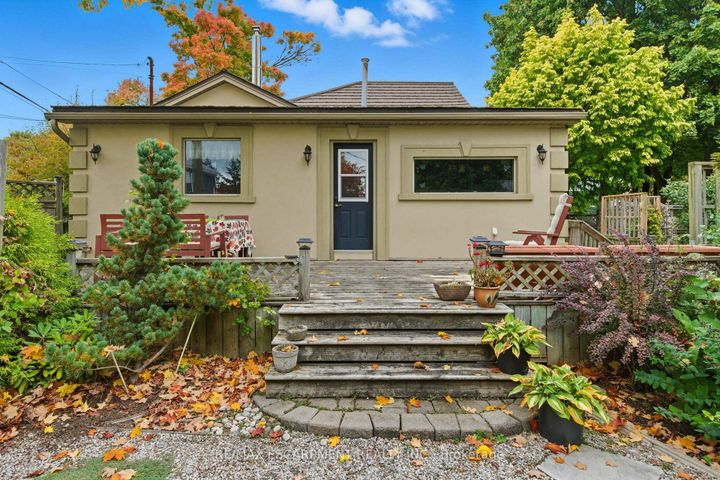 Photo 31 at 2 Union Street, Waterdown, Hamilton