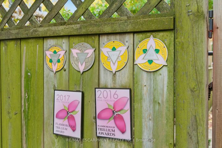 Photo 38 at 2 Union Street, Waterdown, Hamilton