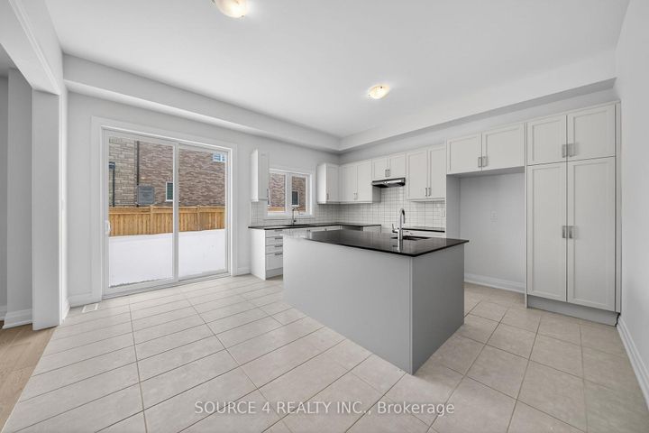 Photo 20 at 3 Speciosa Street, Oak Ridges, Richmond Hill