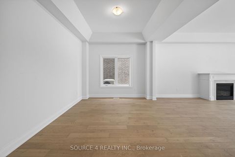 Photo 10 at 3 Speciosa Street, Oak Ridges, Richmond Hill