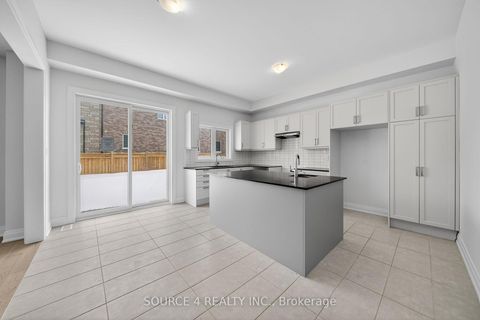 Photo 20 at 3 Speciosa Street, Oak Ridges, Richmond Hill