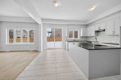 Photo 21 at 3 Speciosa Street, Oak Ridges, Richmond Hill