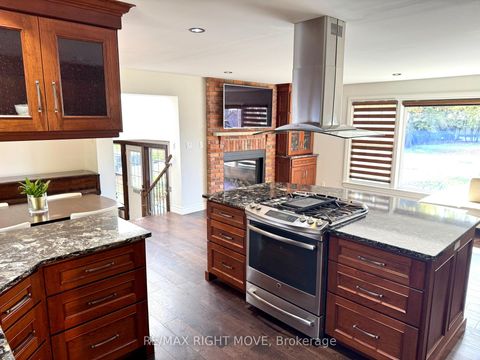 Photo 9 at 234 Oak Street, Stayner, Clearview