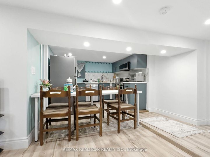 Photo 22 at 757 Srigley Street, College Manor, Newmarket