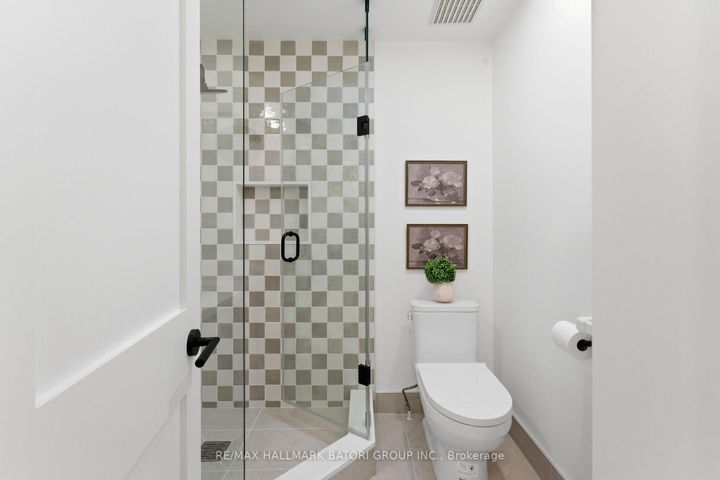 Photo 22 at 221 Richview Avenue, Forest Hill South, Toronto