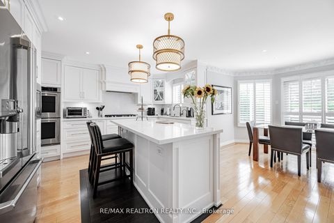 Photo 10 at 49 Janesville Road, Uplands, Vaughan