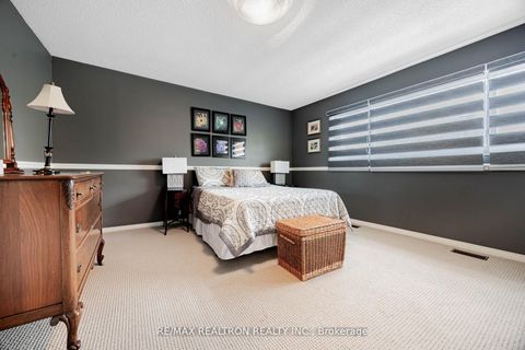 Photo 14 at 49 Janesville Road, Uplands, Vaughan