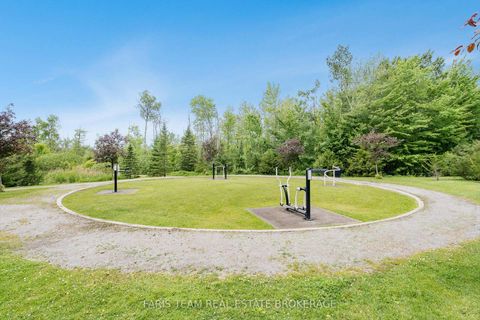 Photo 30 at 210 - 40 Ferndale Drive S, Ardagh, Barrie