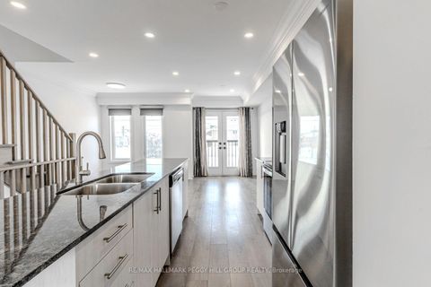 Photo 3 at 99 Fairlane Avenue, Painswick South, Barrie