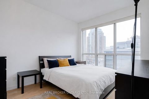 Photo 6 at 909 - 1005 King Street W, Niagara, Toronto