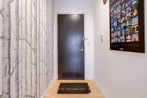 Photo 9 at 909 - 1005 King Street W, Niagara, Toronto