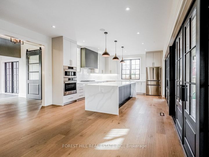 Photo 4 at 7089 Second Line W, Meadowvale Village, Mississauga