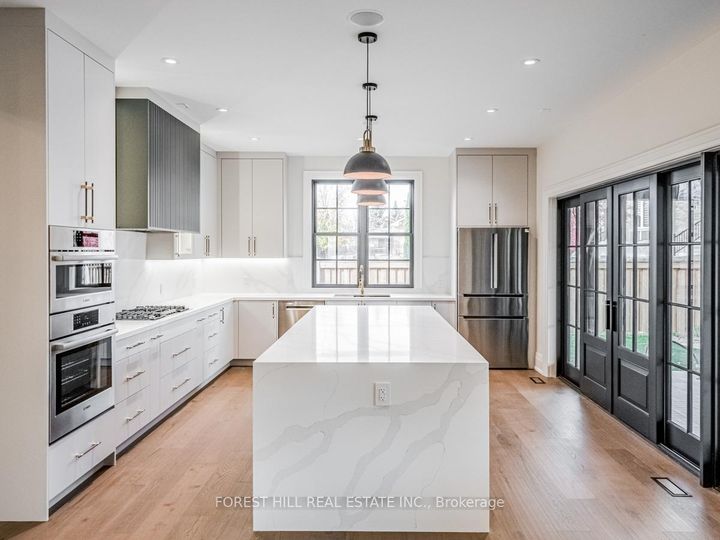 Photo 5 at 7089 Second Line W, Meadowvale Village, Mississauga