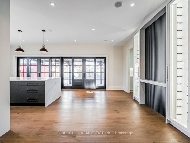 Photo 9 at 7089 Second Line W, Meadowvale Village, Mississauga