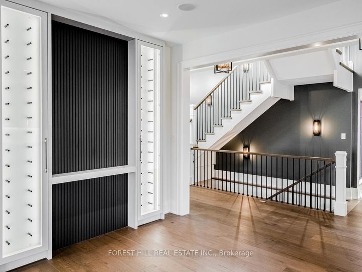 Photo 11 at 7089 Second Line W, Meadowvale Village, Mississauga