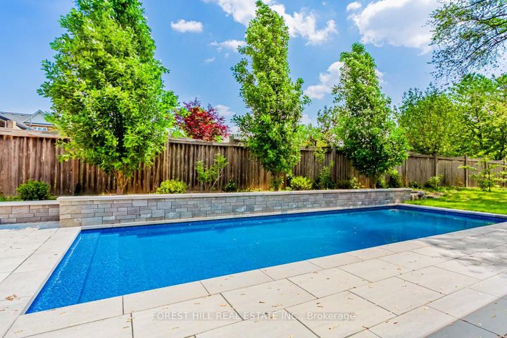 Photo 37 at 7089 Second Line W, Meadowvale Village, Mississauga