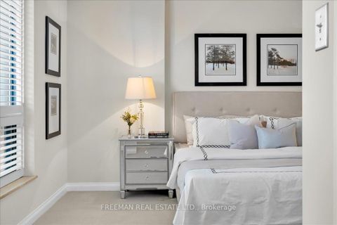 Photo 12 at 303 - 350 Lonsdale Road, Forest Hill South, Toronto