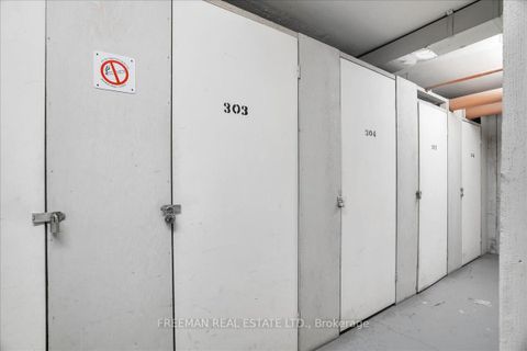 Photo 21 at 303 - 350 Lonsdale Road, Forest Hill South, Toronto