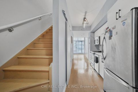 Photo 10 at LPH30 - 21 Nelson Street, Waterfront Communities C1, Toronto